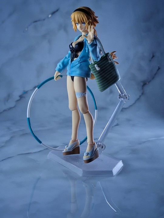 figma 泳装贞德和便服黑贞