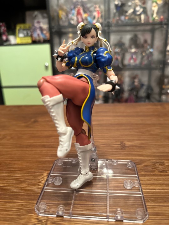 ᕕ(´･ω･`)ᕗ​