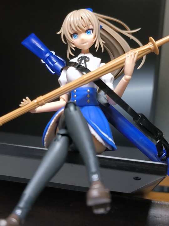 pov：律花正在监督你认真拼胶