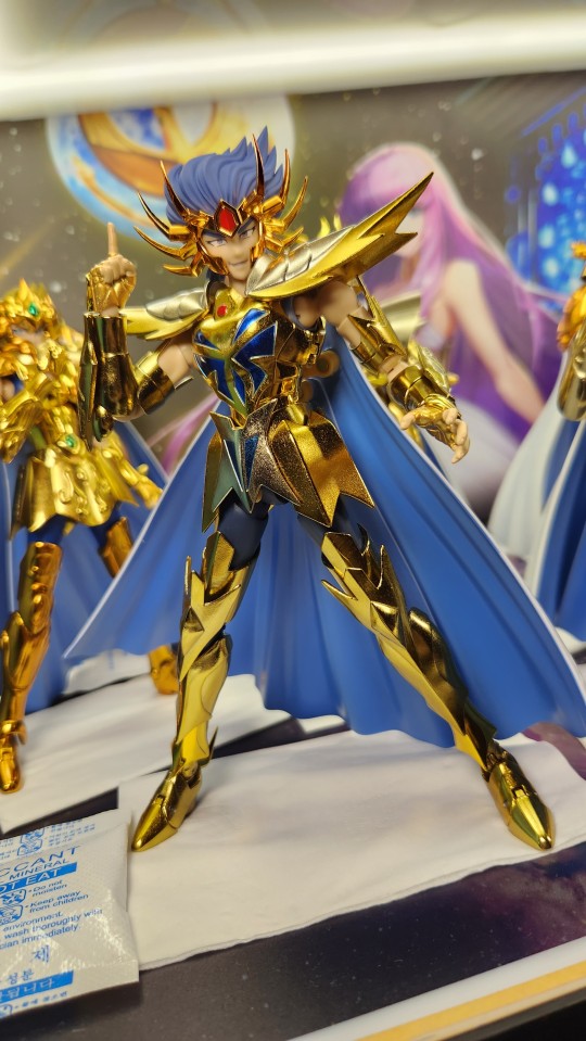 巨蟹座黄金圣斗士