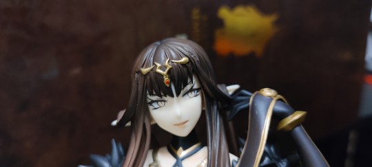 2000元的手辦 這頭髮