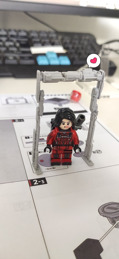 门框机器人的日常