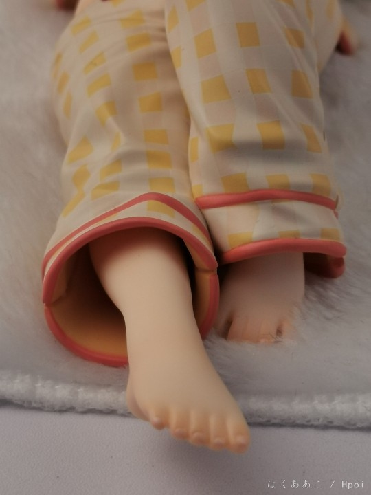 色色小萝莉！国天妙 睡衣扭扭捏捏