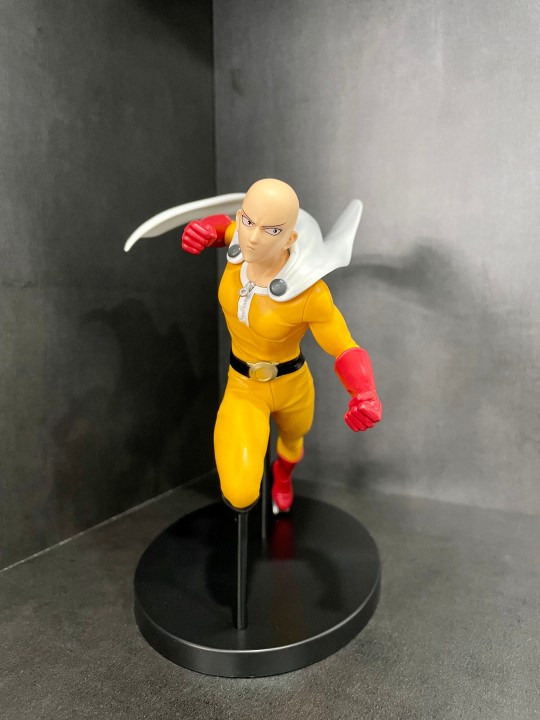 万代 眼镜厂｜埼玉 秃头披风侠