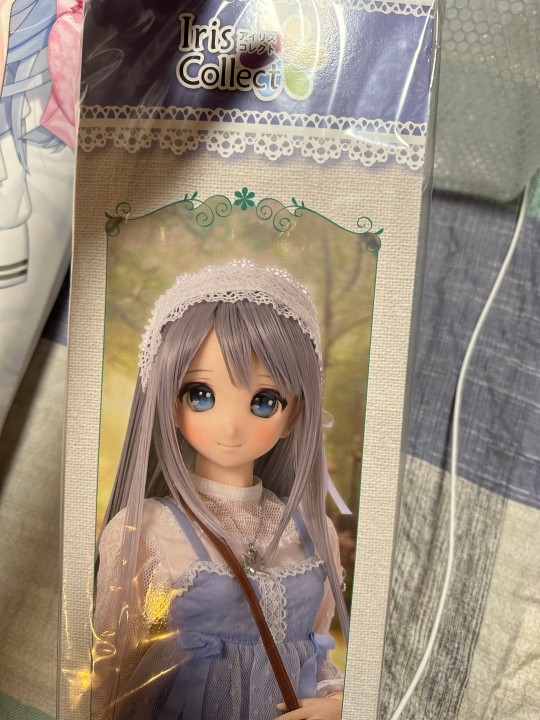 以azone这个量产速度几年内3分会跌到4万，到时候大家都能买娃