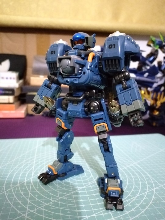 戴亚克隆 水中万能突击者