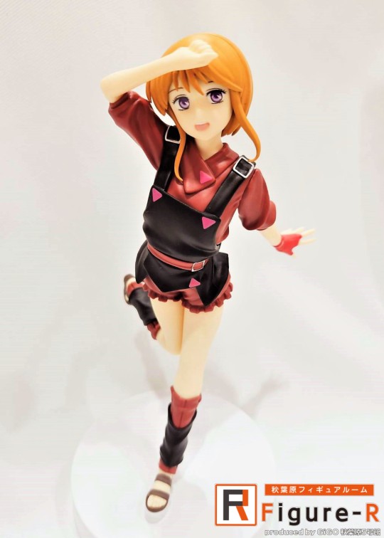 眼镜厂 机动战士高达ZZ 艾尔比·普露 店头展示转图