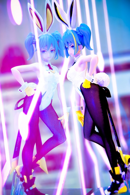 你这衣服是人体彩绘吧