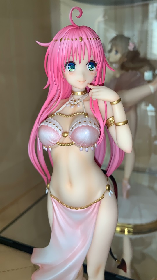 ララ到了 随便拍几张