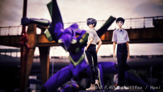 上海初号机雕像好大啊！