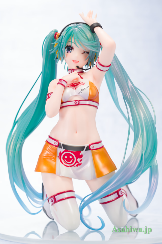 初音未来 GT计划 赛车未来 2010 原画师：矢吹健太朗