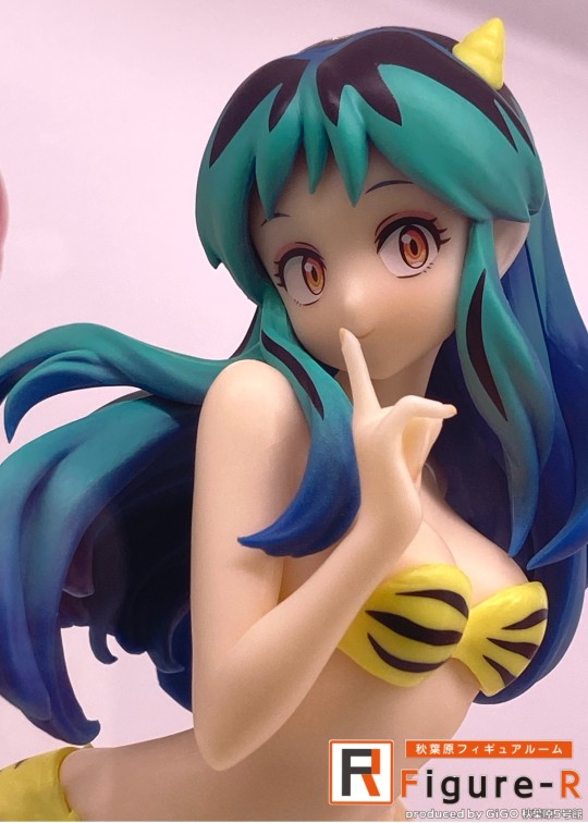 眼镜厂 福星小子 拉姆A&B款 店头展示