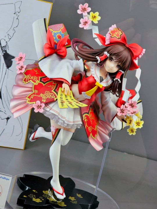 F:NEX 博丽灵梦 展图转载