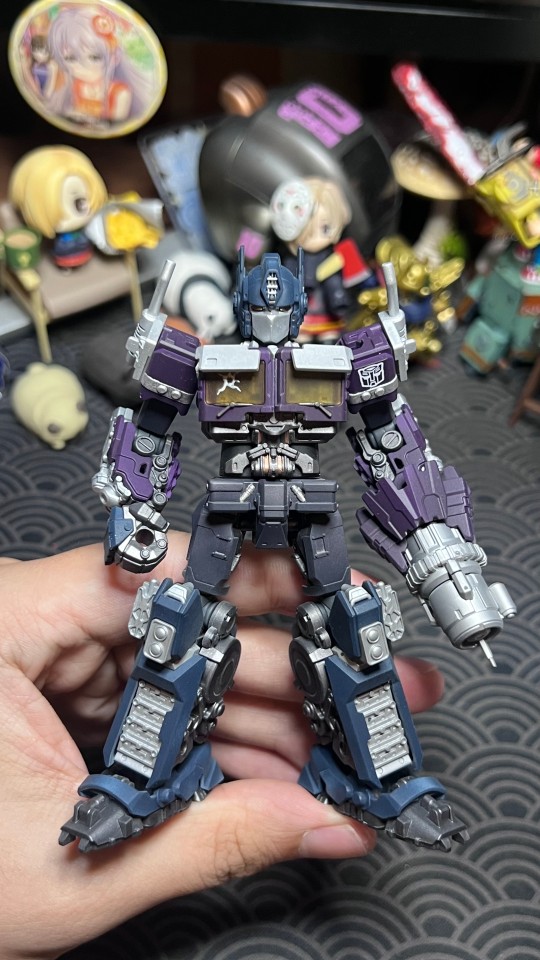 布鲁可重涂 倾天柱