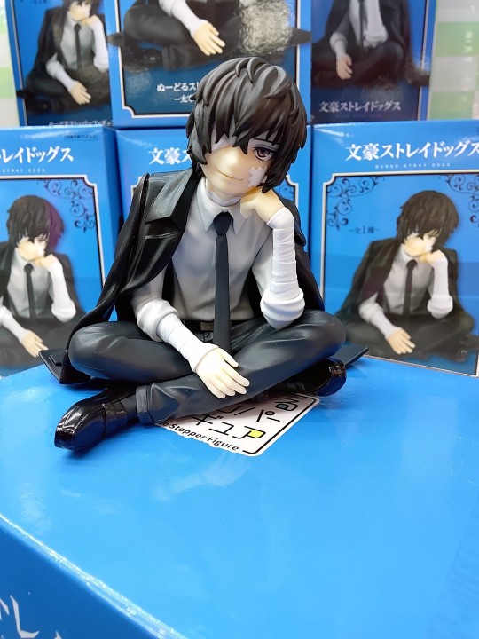 Furyu 压泡面 文豪野犬 太宰治（十五岁篇）门店展示转载