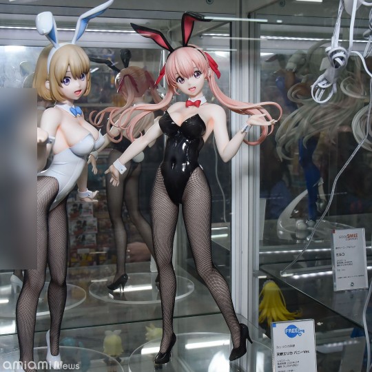 FREEing B-style 杜鹃的婚约 天野绘里香＆海野幸 兔女郎 门店展示转图