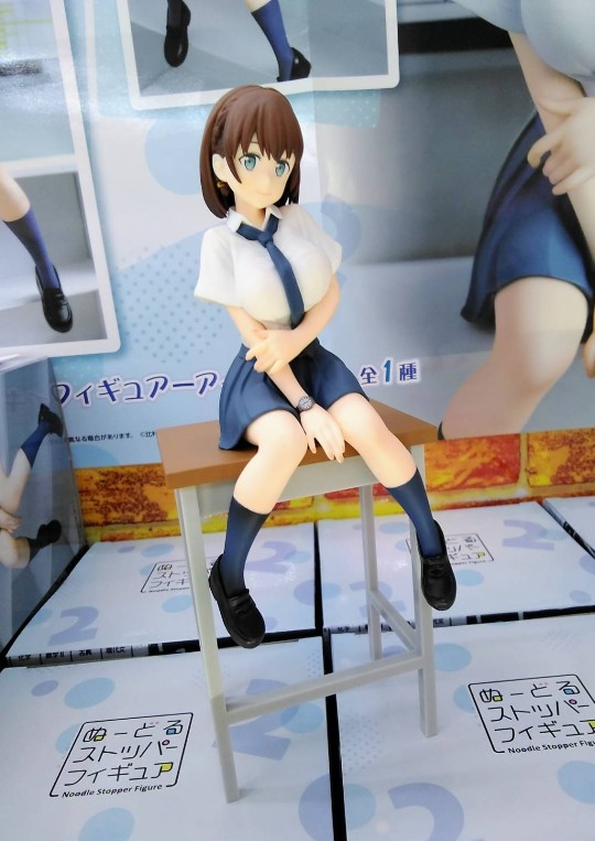 FURYU 压泡面 星期一的丰满2 小爱 门店展示转图