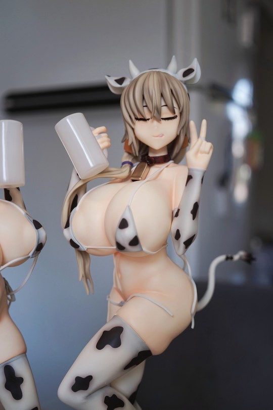 宇崎母女 奶牛装