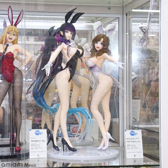 FREEing B-Style 千夜&大好真真子 裸腿兔女郎 门店展示转图