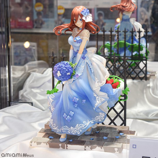 SSF 电影 五等分的新娘 中野三玖 鲜花礼服 店头展示转图