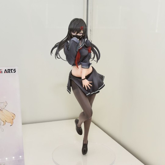 MAGI ARTS 女子高中学院 委円长 鹤子的秘密 展图转载