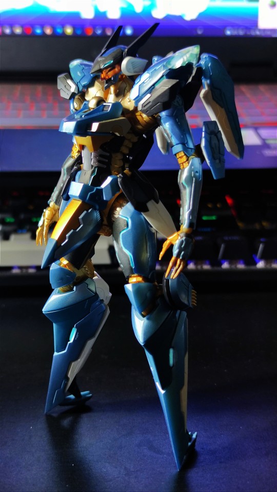 无敌劲潮性感时髦机器人