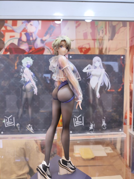 Astrum Design 运动鞋×高开衩×口罩 塞琪 WF上海返图