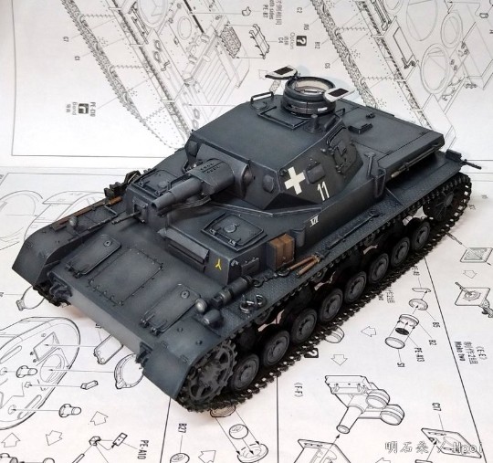 田宫老物 1/35 四号D型坦克 初期型