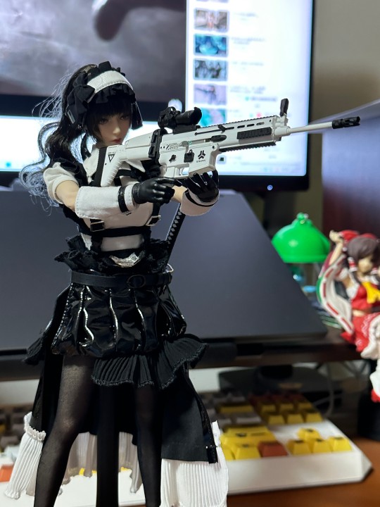 接受正义的制裁吧