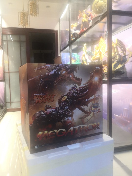 超能勇士 红龙威震天