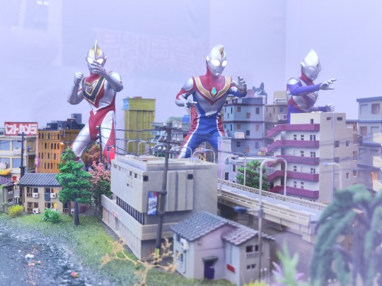 alphamax 平成三杰 在skytube展台