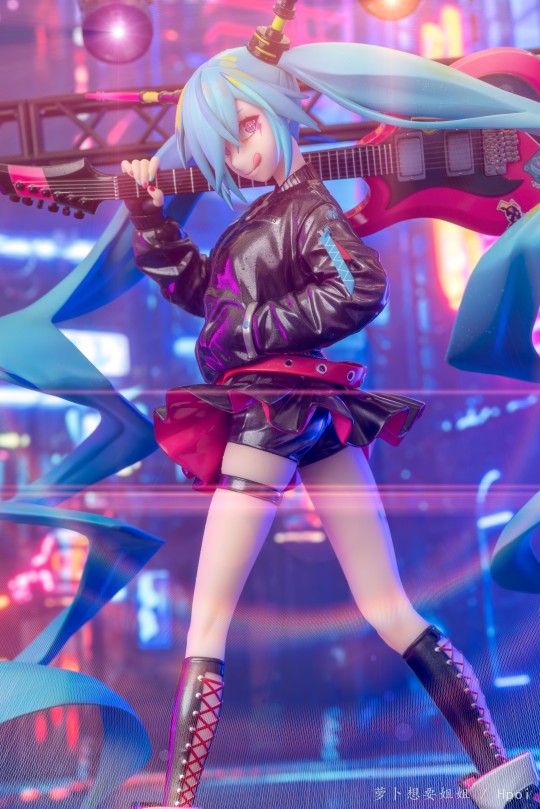 东京宅初音lam摇滚歌手