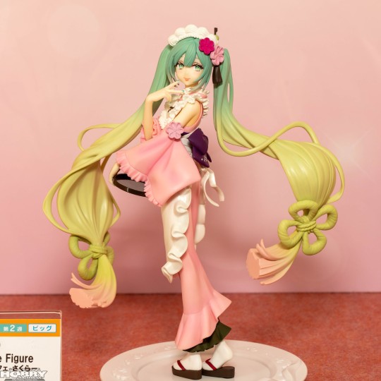 FURYU 魅力无限 甜品系列 初音未来 -抹茶雪糕 樱花色- 展图搬运