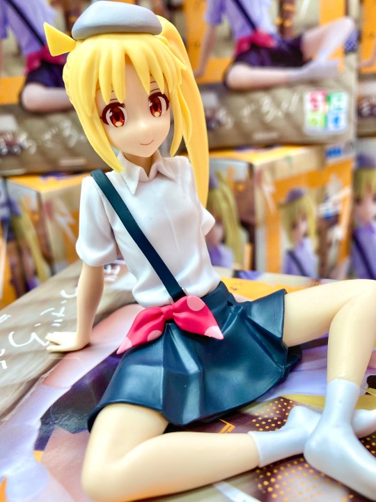 世嘉 小坐系列 PM 孤独摇滚！伊地知虹夏 大货实拍返图搬运