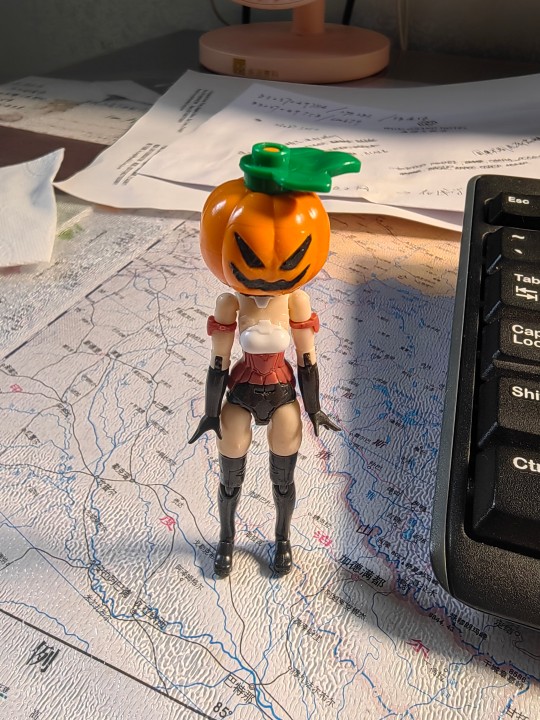 控脑南瓜，傀儡掌心机娘