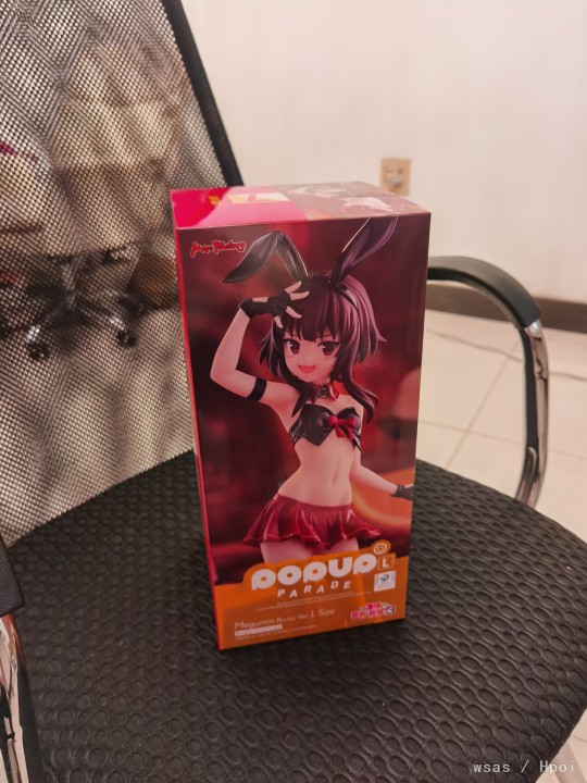 还不错买的第一个惠惠手办