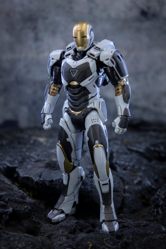 中动玩具  钢铁侠MK39 双子星 【吾昂王的模玩摄影分享】