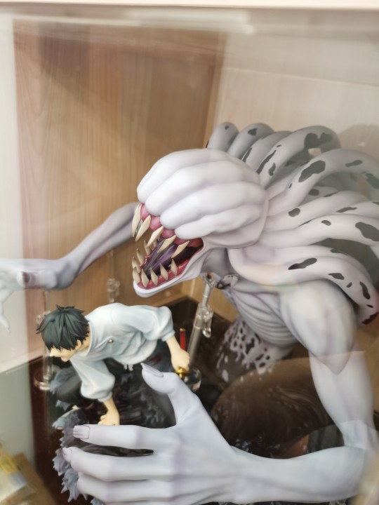 支撑加满了，里香也绝丑了