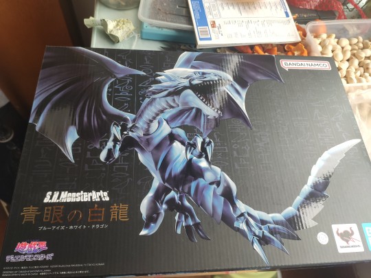 S.H.MonsterArts 游戏王 怪兽之决斗 青眼白龙