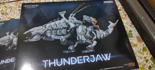 雷霆牙到了  盒照  说明书