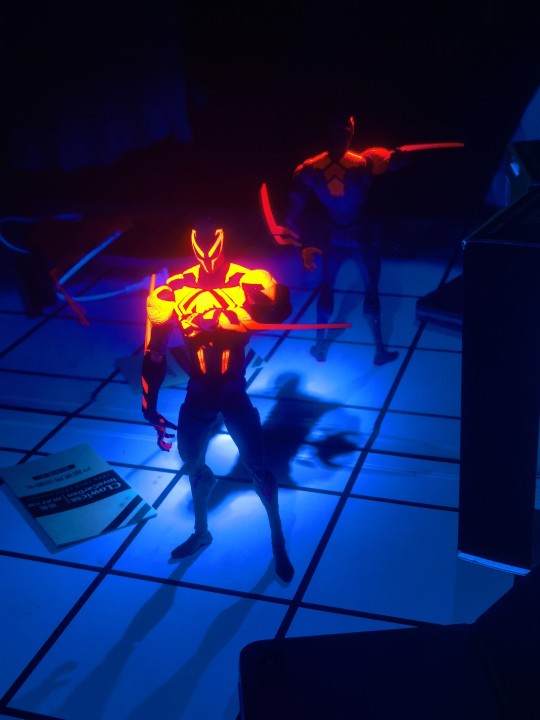 买紫光灯前:有点小贵   买紫光灯后:我去赚麻了