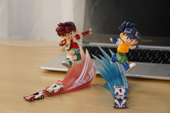 爆走兄弟レッツ&ゴー!! 星馬烈＆ソニックセイバー / 星馬豪＆マグナムセイバー拆箱记录