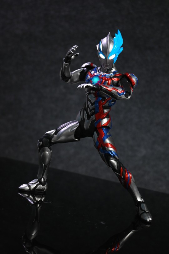 万代 FRS布莱泽奥特曼 特摄 拼装模型Figure rise Standard