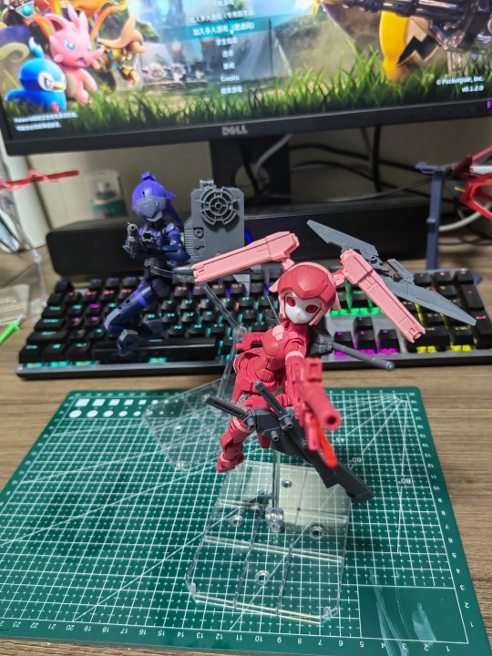 小红小蓝武装完成哒！