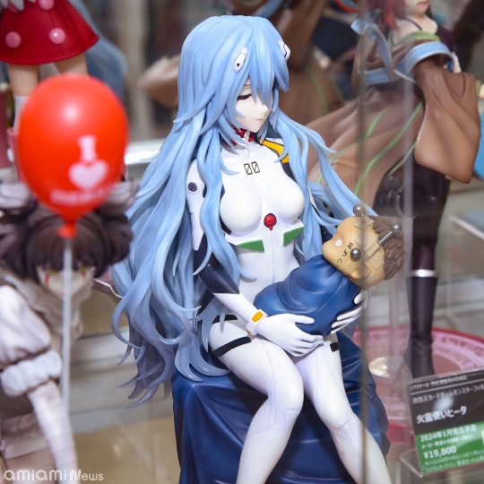 寿屋 新世纪福音战士新剧场版 绫波丽 ～深情目光～
店头展示转图