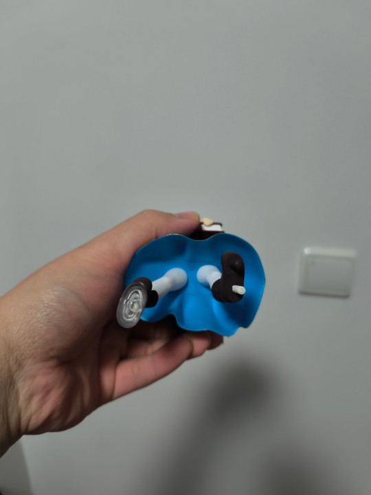 虽然面相还行但 啊这！要不要这么懒好歹是200的定价