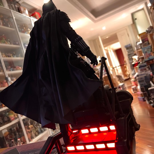 hottoys新·蝙蝠侠