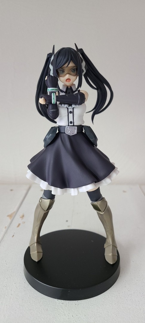 眼镜厂 腼腆英雄 LADY BLACK 大货实拍返图搬运