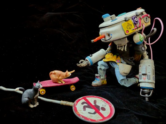 跳跃雪男showman 横山宏 x Coaldog 煤厂黑狗 x Damtoys