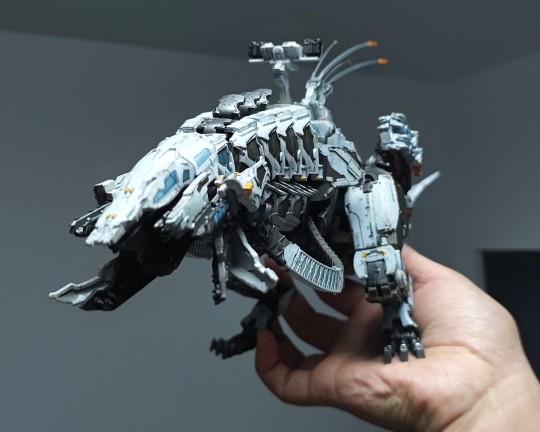 雷霆牙涂装成品之自暴自弃版